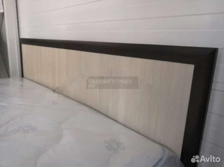 Кровать 1400 х2000с матрасом