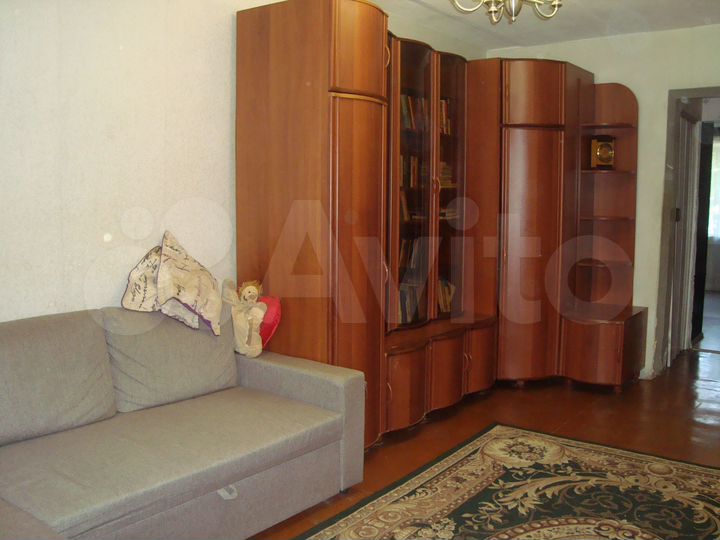 3-к. квартира, 58 м², 3/5 эт.