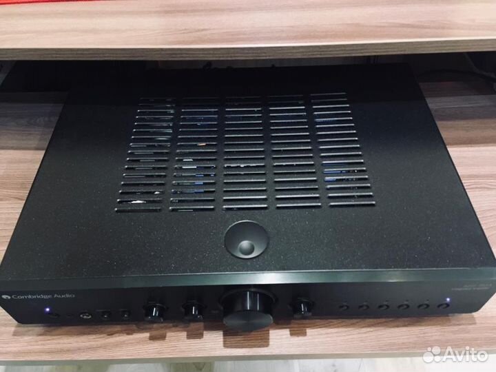 Cambridge audio azur 351A