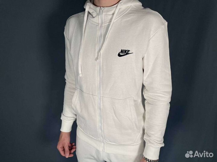 Спортивный костюм nike белый