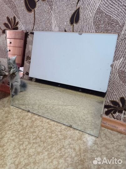 Зеркало настенное бу