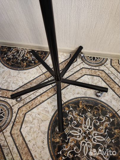 Стойка круг для платков и палантинов