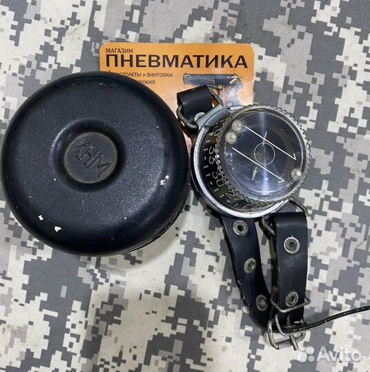 Компас наручный «кнм»