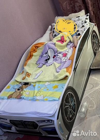 Детская кровать -машина