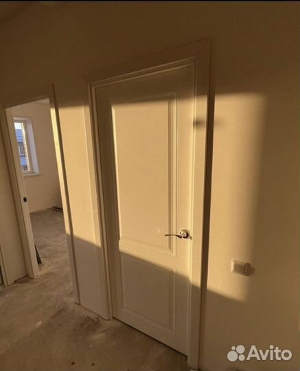 Дверь с коробкой