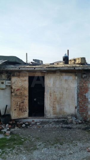 Гараж, > 30 м²