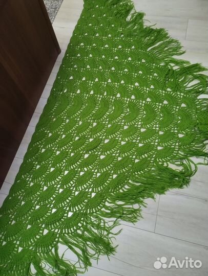 Шаль шерстяная