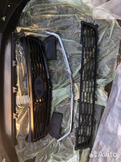 Бампер SE priora новые передний