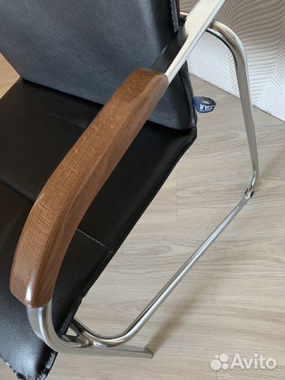 Офисный стул