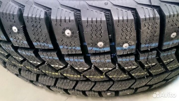 Viatti Brina Nordico V-522 215/55 R16 93T