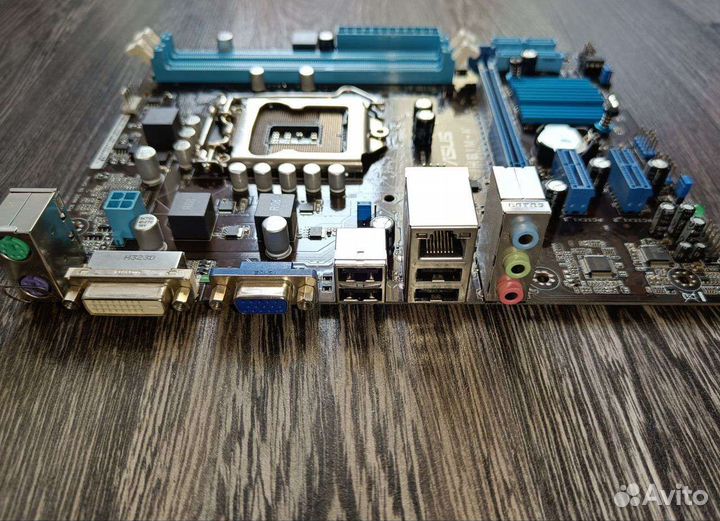 Материнская плата 1155