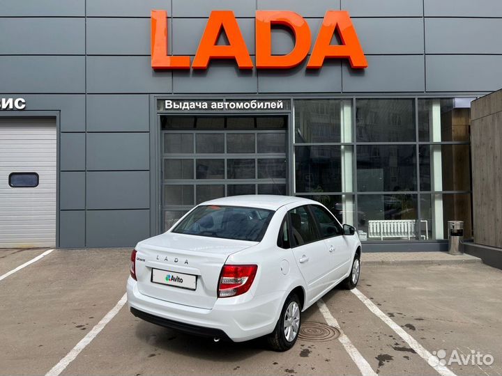 LADA Granta 1.6 МТ, 2023