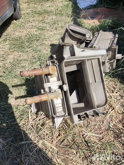 Корпус печки мотор печки нисан санни nissan sunny