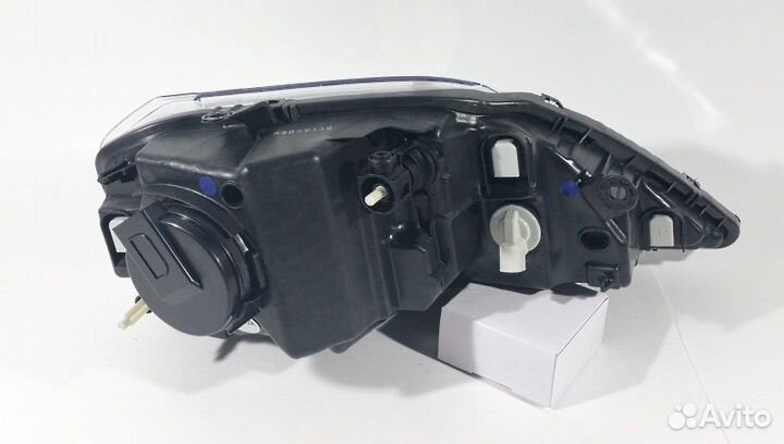 Фара левая Renault Logan 1 Фаза 2