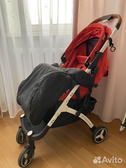 Прогулочная коляска yoya