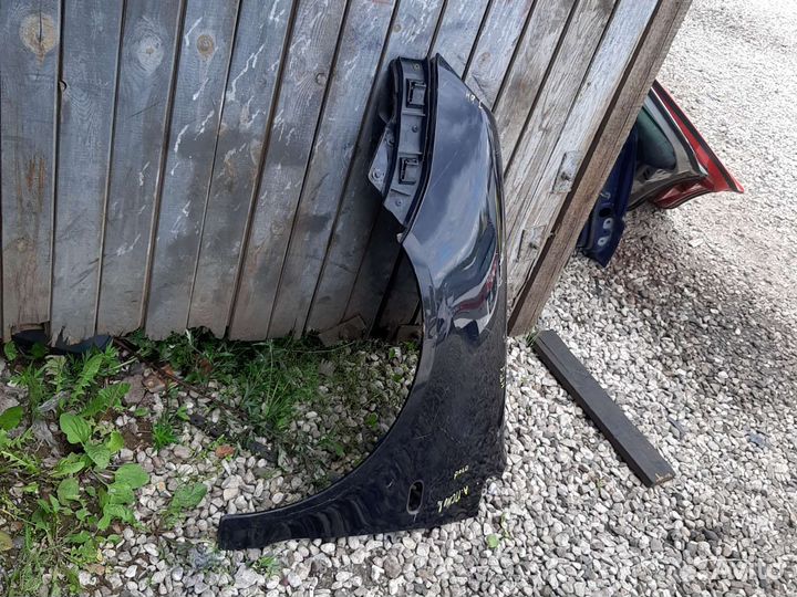 Крыло переднее Фольксваген Поло 4 дорестайлинг