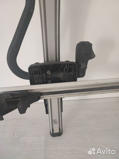 Багажник Lux и велокрепление Thule ProRide