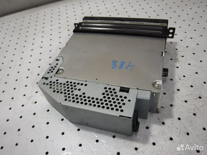 Чейнджер компакт дисков BMW X6 E71