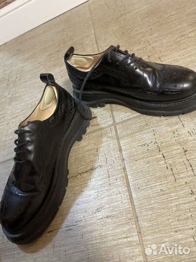 Полуботинки женские 38 Tendance