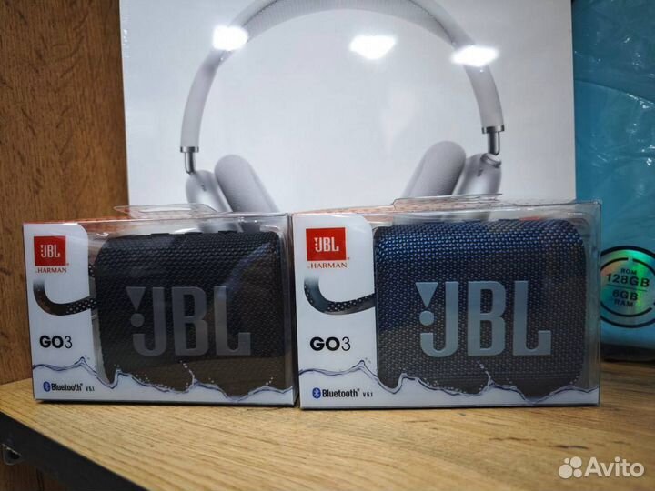 Портативная колонка jbl go3