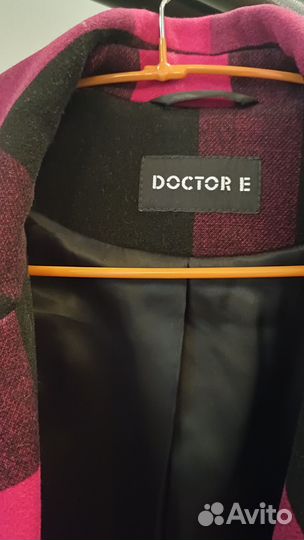 Пальто в идеальном состоянии,размер 42-44