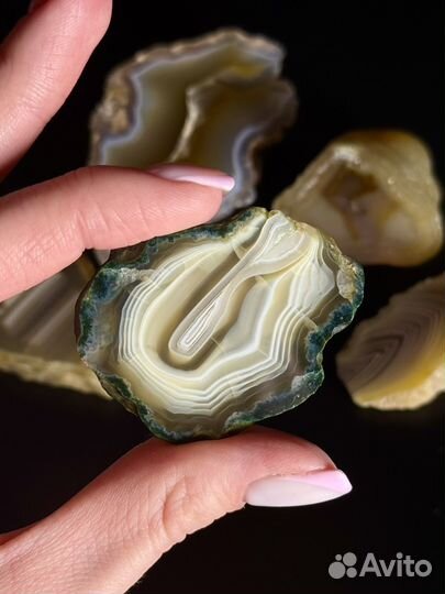 Коллекция натуральных камней и минералов Агат