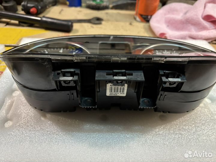 Шиток приборов volkswagen polo