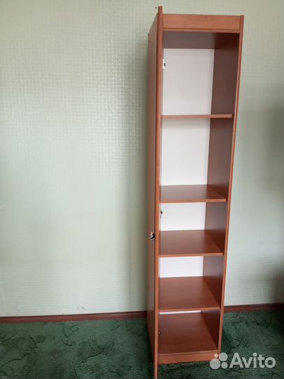 Продам стол, шкаф пенал, шифанер