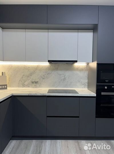 Кухня до потолка на заказ