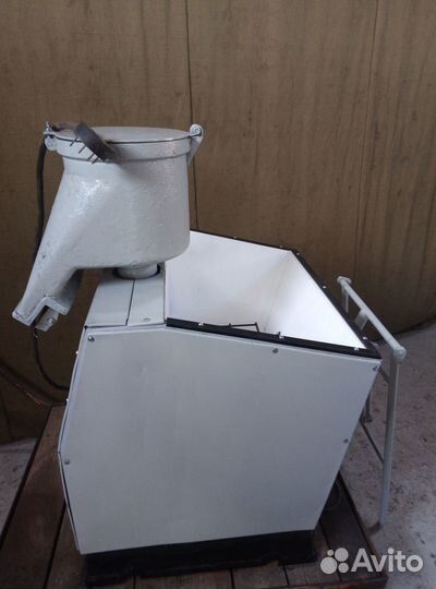 Продается мукопросеиватель пензмаш мпм-800М