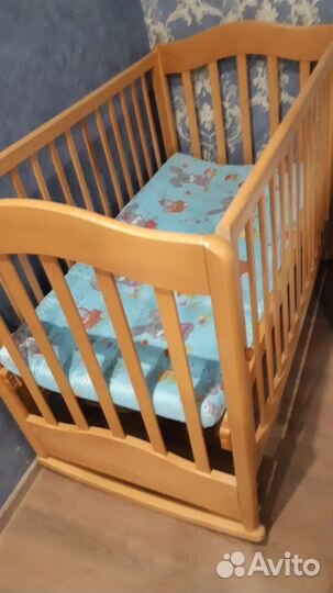 Детская кроватка