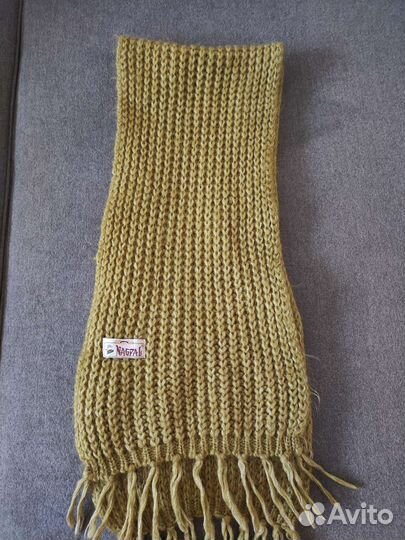 Шерстяной шарф