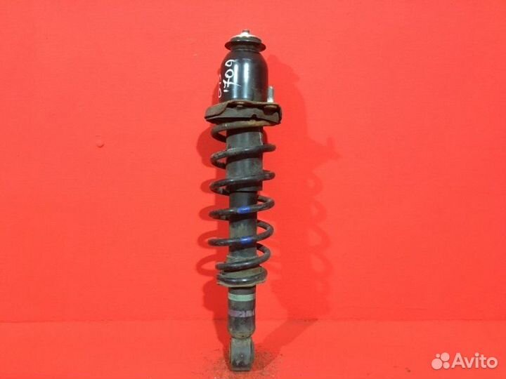 Амортизатор задний Toyota Prius NHW20 1nzfxe 2005