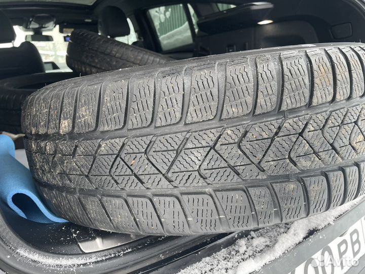 Pirelli Sottozero Winter 240 225/60 R18