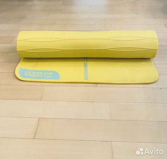 Коврик для йоги и фитнеса