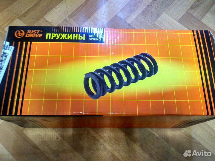 Пружина передней подвески