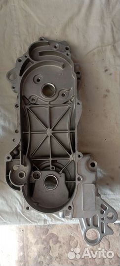 Левый картер на скутер