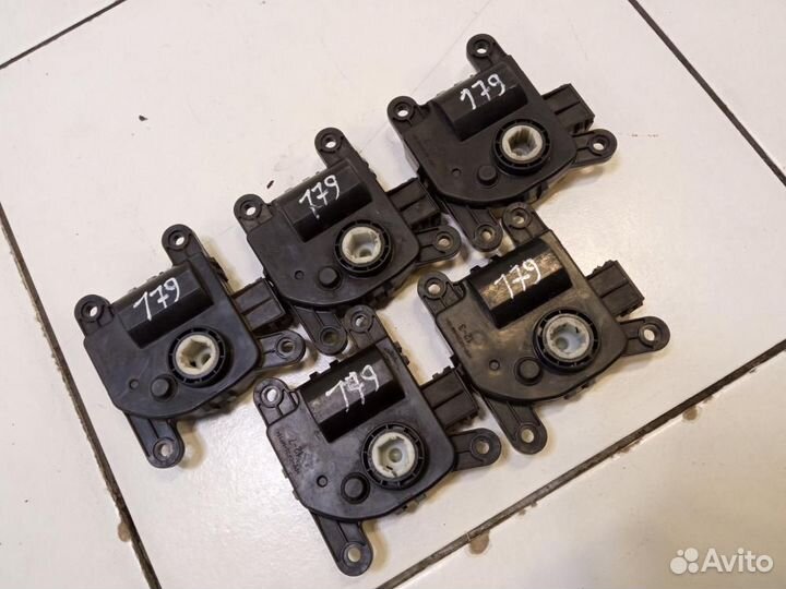 Сервопривод заслонок печки Kia Quoris KH 2012-2016