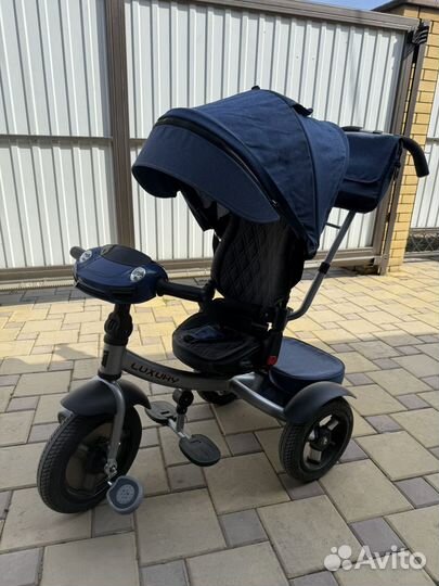 Детский трехколесный велосипед с ручкой Luxury