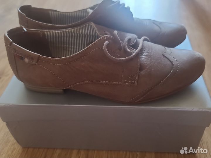 Ботинки женские