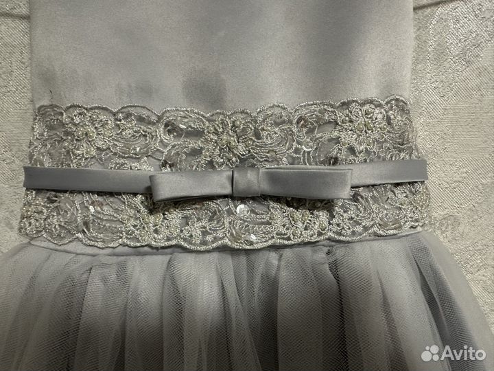 Платье для девочки праздничное