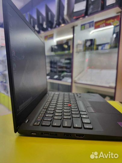 Lenovo ThInkpad X1 Carbon G4 FHD i5 8GB 512SSD