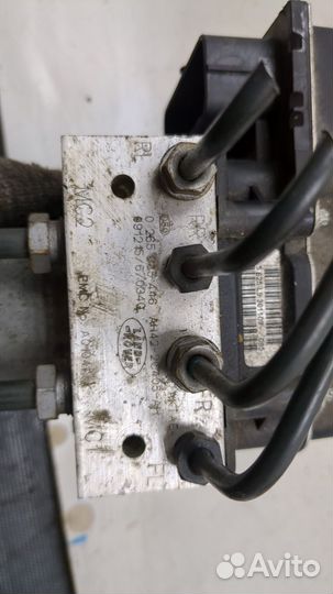 Блок абс, насос Land Rover Range Rover 3 (LM)