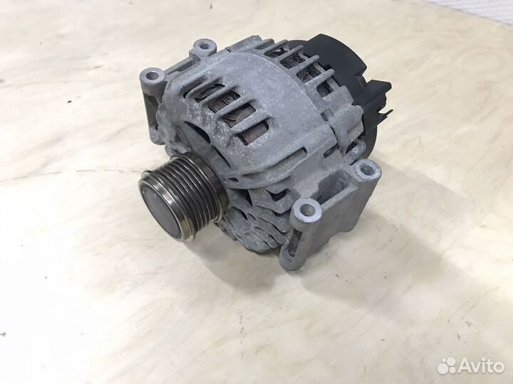 Генератор 180А, 06K903015B Passat B8