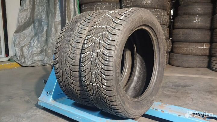 Uniroyal AllSeasonExpert 2 235/55 R17 103V