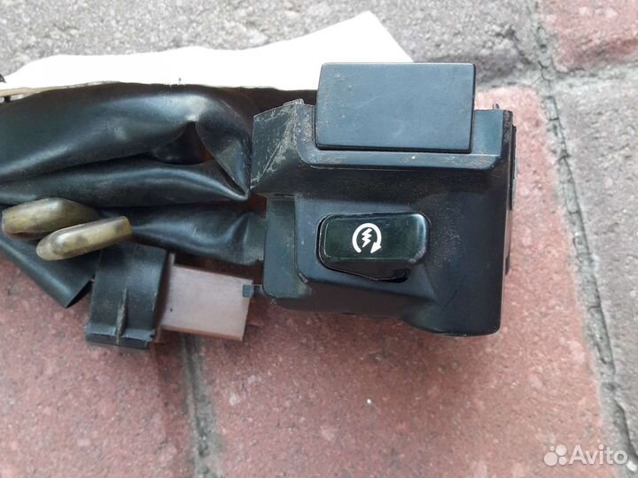 Правый пульт Yamaha R6 2002г