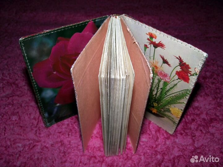 Блокнот, вышитый нитками