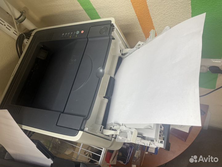 Принтер HP P2055
