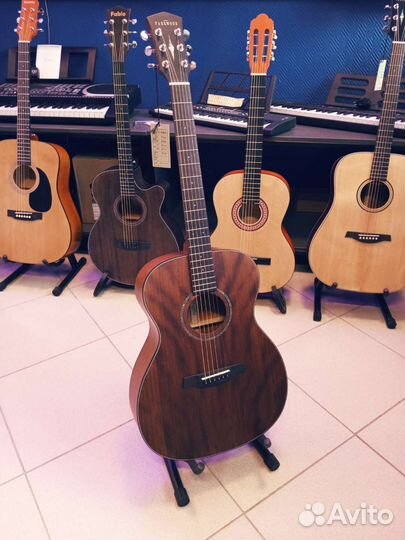 Parkwood S22M с чехлом