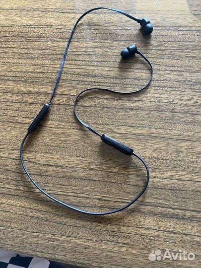 Беспроводные наушники jbl